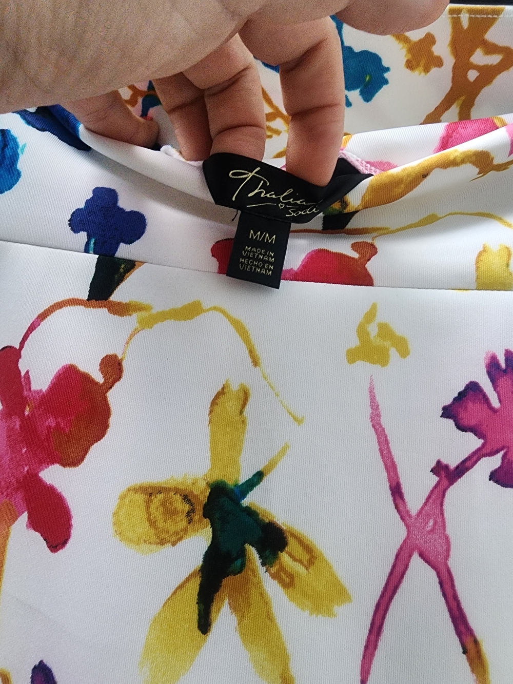 Thalia Sodi White Pencil Skirt with Multicolor Floral Print - Picture 5 of 5